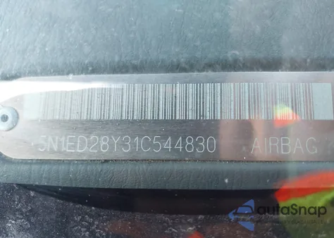 2001 Nissan Xterra Xe z USA, uszkodzony, nr VIN 5N1ED28Y31C544830